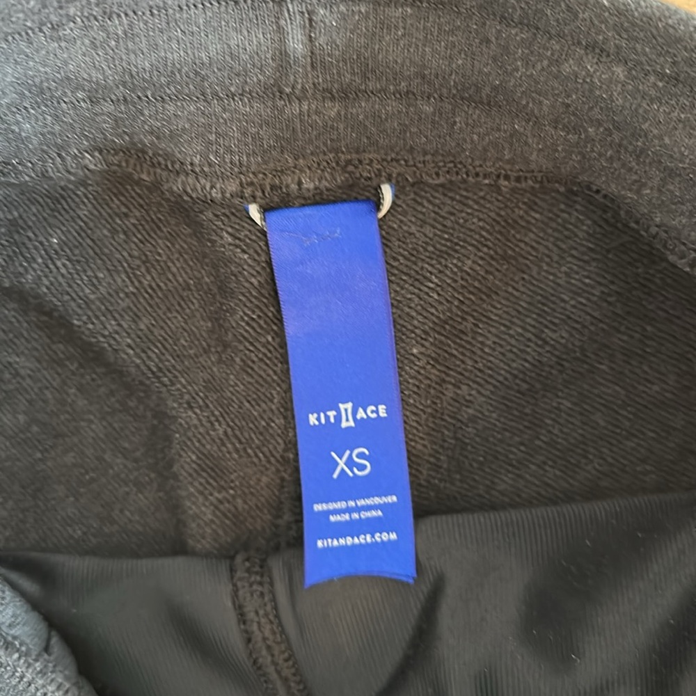 Kit and Ace Black Women's Sweater Set - Picture 5 of 5